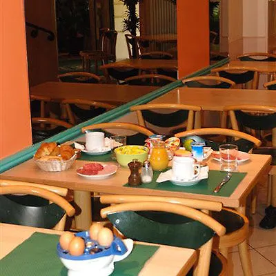 Hotel Transcontinental Párizs