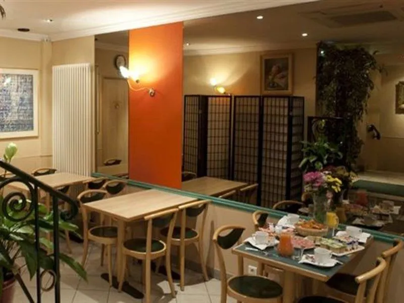 Hotel Transcontinental Paris