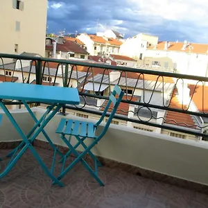 https://appartamento-in-rue-halevy.fr-provencehotel.com