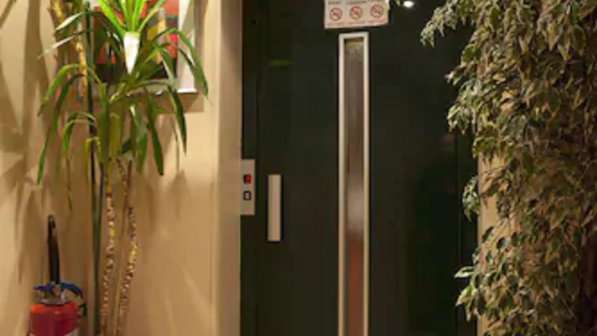 פריז Hotel Transcontinental