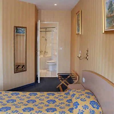 פריז Hotel Transcontinental